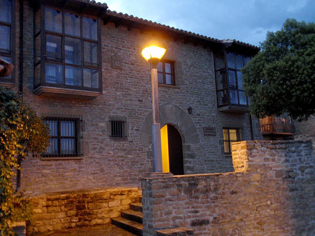 Hospederia Villa De Pintano ภายนอก รูปภาพ